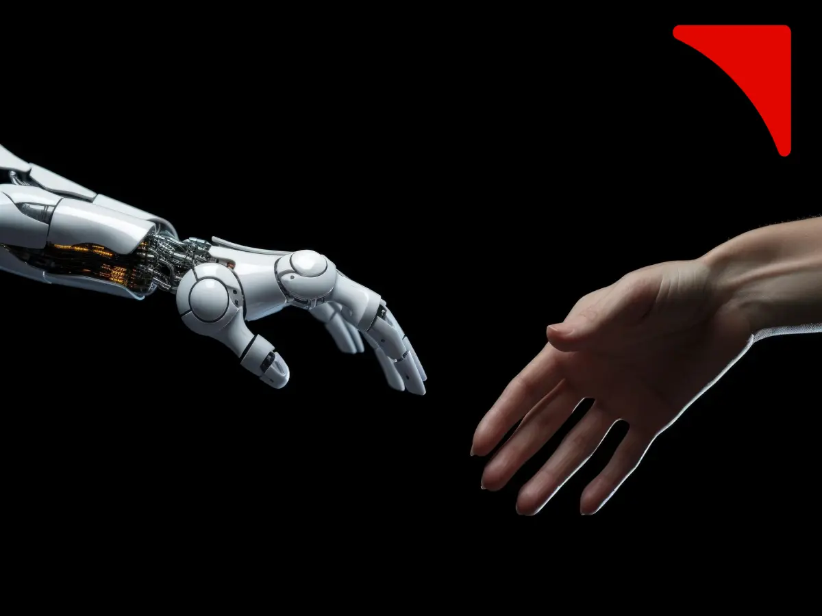 CONNECT WITH THE TECH